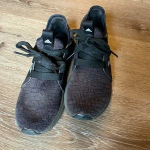 Adidas Edge Lux Bounce size 8.5